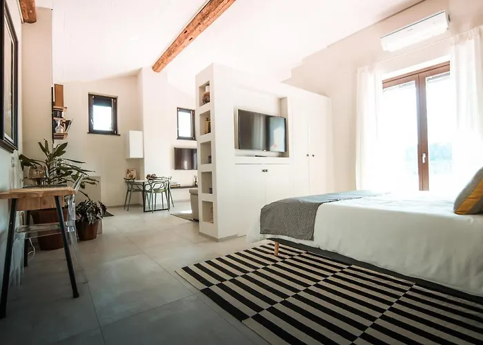 Villa Monforte Barolo With Private Pool - Langhe Gateway